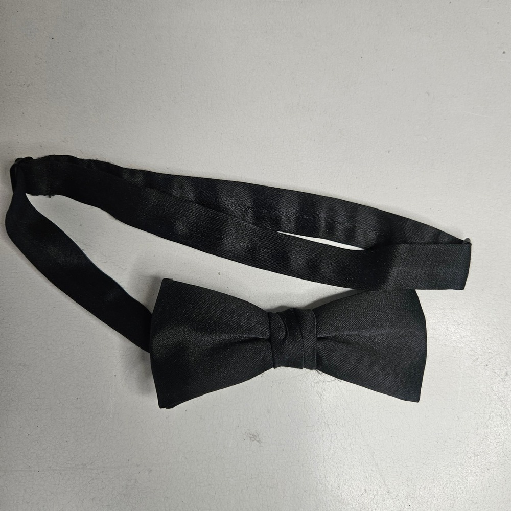 Mens Black Satin Pre-Tied Bow Tie Adjustable Formal Wedding Tuxedo Accessory